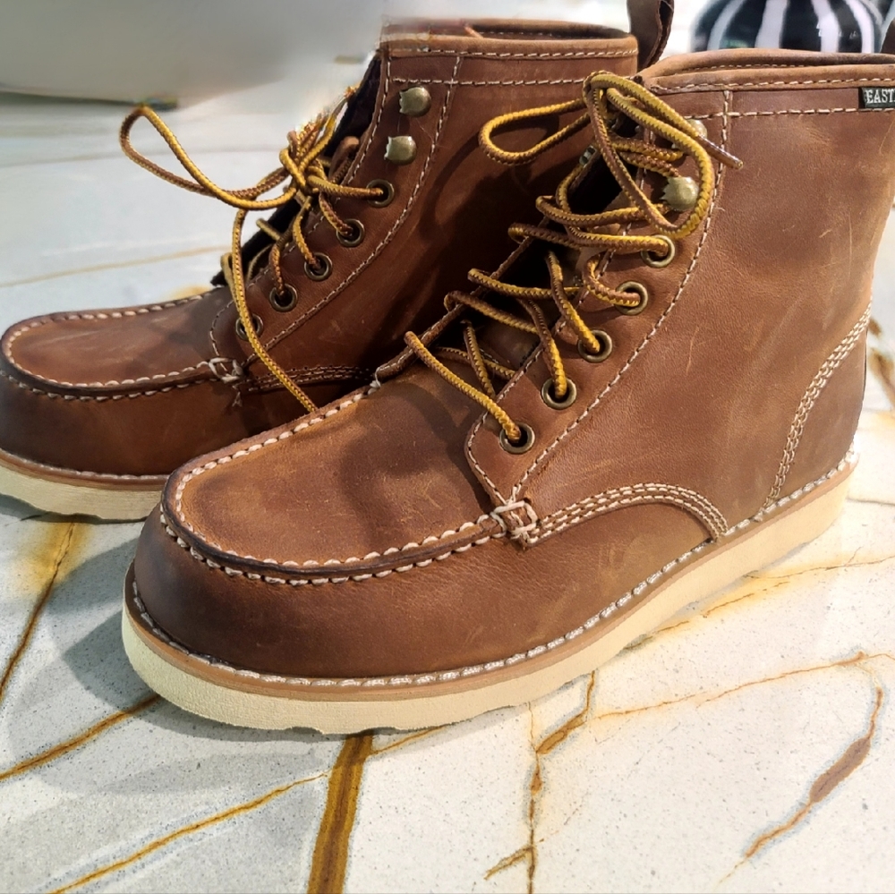 NIB Eastland Womens Lumber Flat Heel Lace Up Boot Size 7 in Peanut